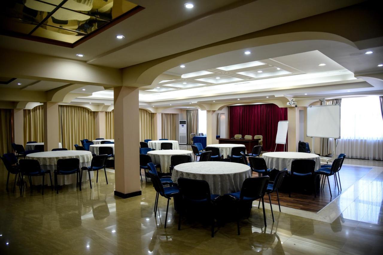 Imperial Hotel Ih Elbasan Exterior photo