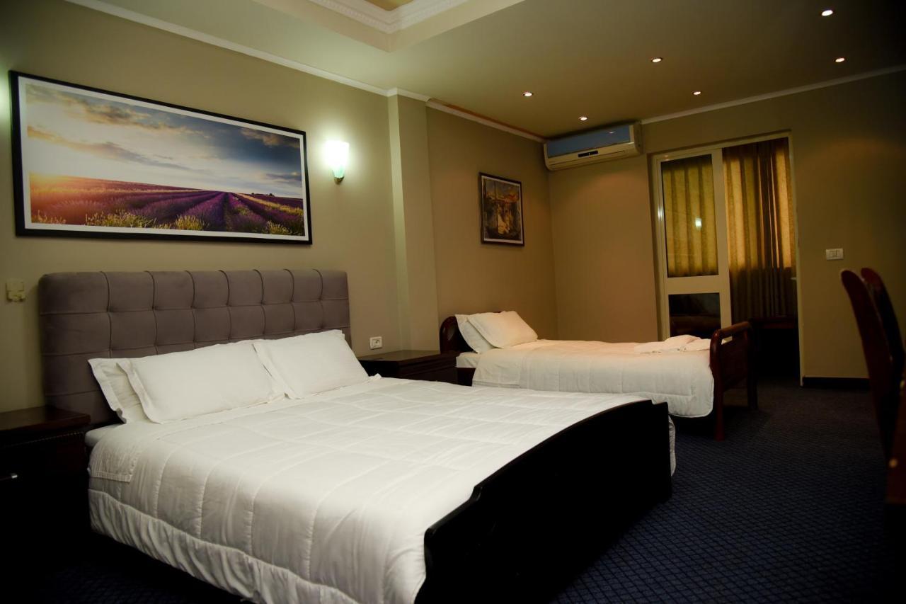 Imperial Hotel Ih Elbasan Exterior photo