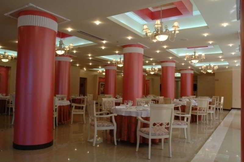 Imperial Hotel Ih Elbasan Exterior photo